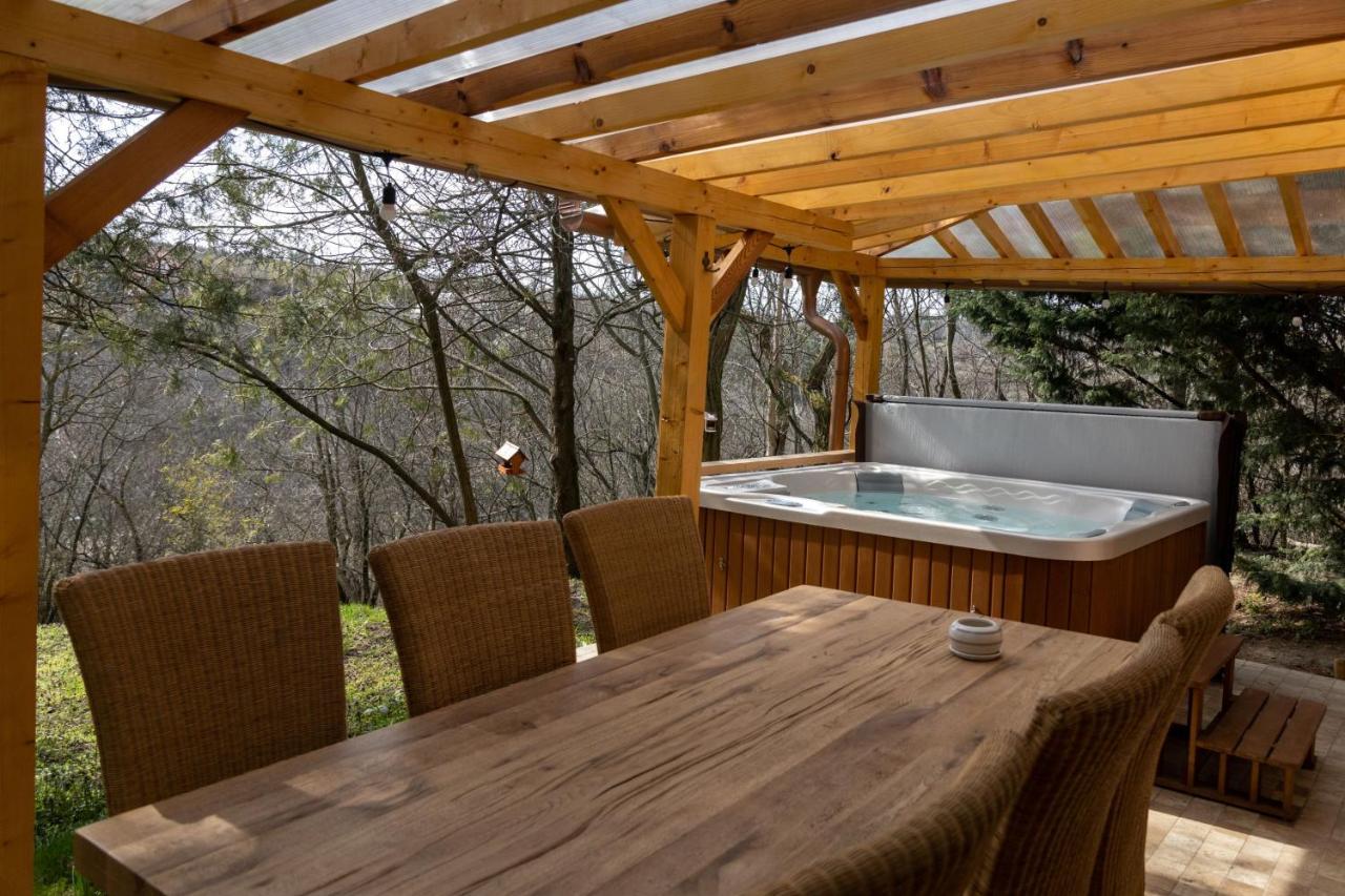 Egercottages - Csillag Cottage Экстерьер фото